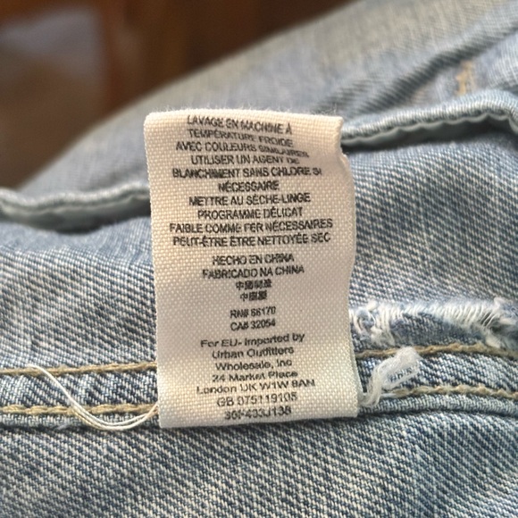 Free People Button Front Distressed Denim‎ Jean Jacket Sz XS 100% Cotton NO HOOD - Picture 6 of 7